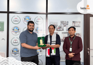 LAZISMU Jatim Salurkan Dana Bantuan untuk Palestina Melalui Yayasan DQWS